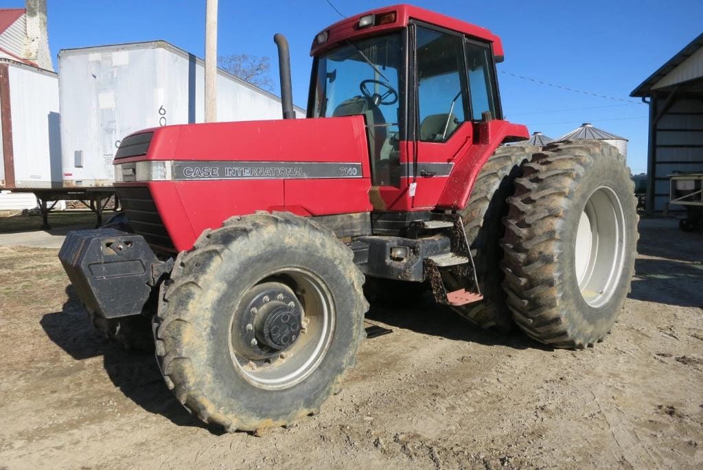 Case IH 7140 Equipment Image0