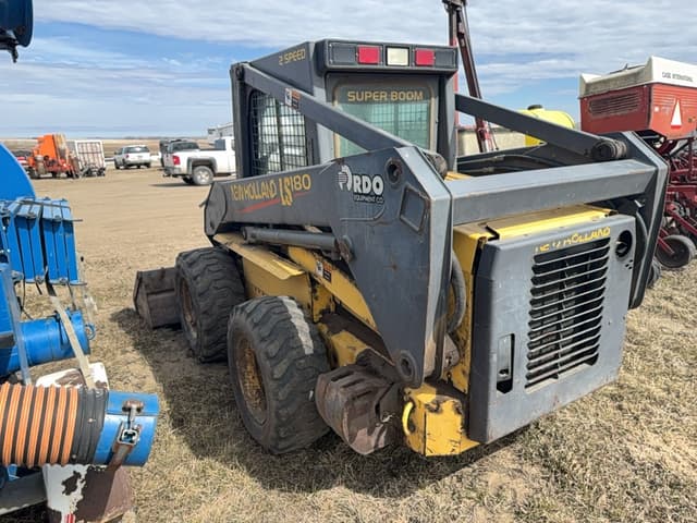 Image of New Holland LS180 equipment image 3