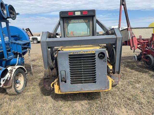 Image of New Holland LS180 equipment image 2