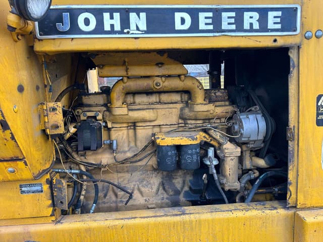 Image of John Deere 544B equipment image 4