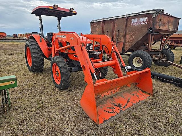 Image of Kubota M5640SU equipment image 1