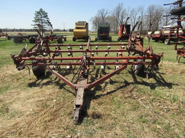 Image of International Harvester 45 equipment image 2