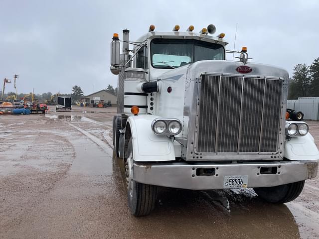 Image of Peterbilt 359 equipment image 2