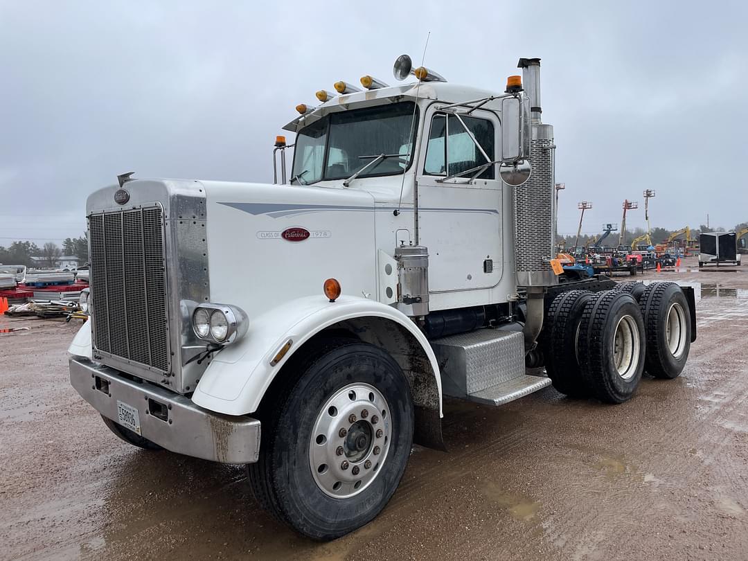 Image of Peterbilt 359 Primary image