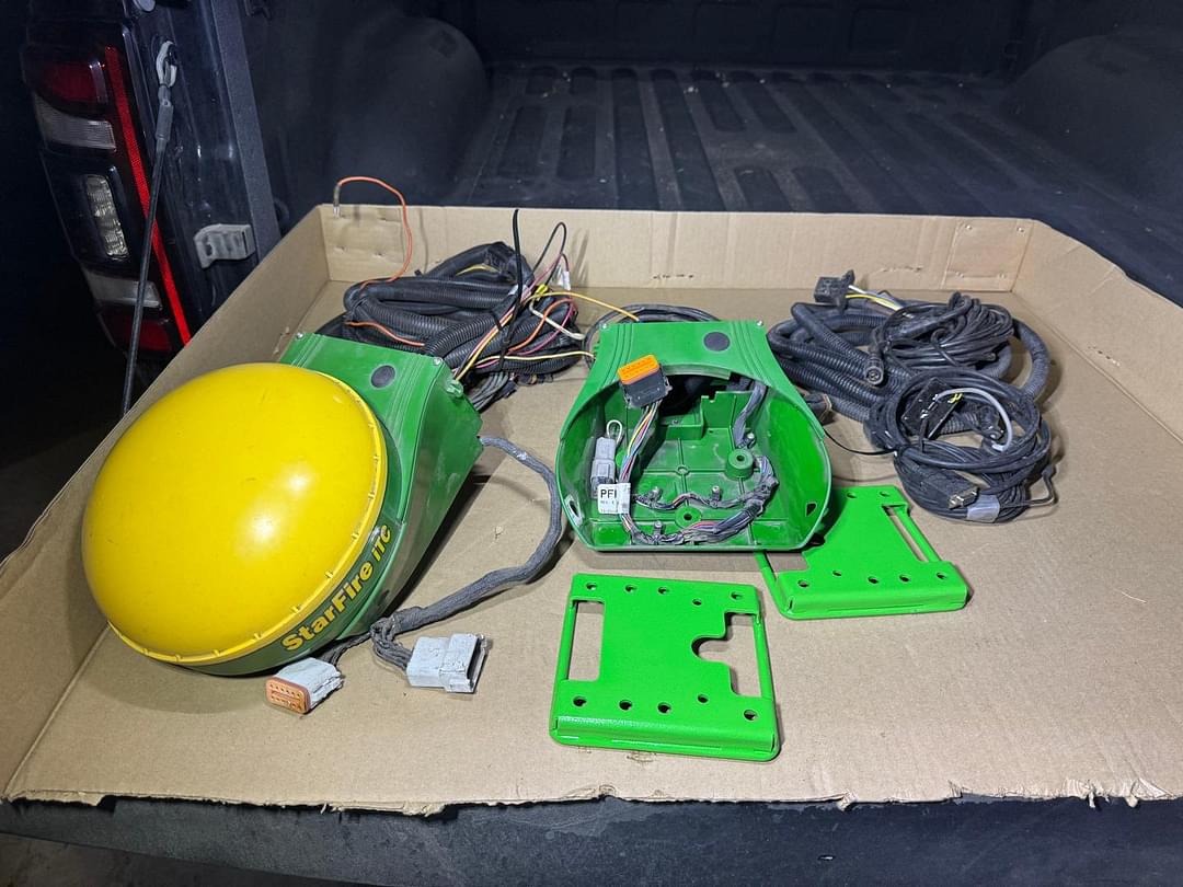 Image of John Deere StarFire iTC Image 0