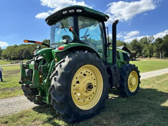 Image of John Deere 7215R equipment image 4