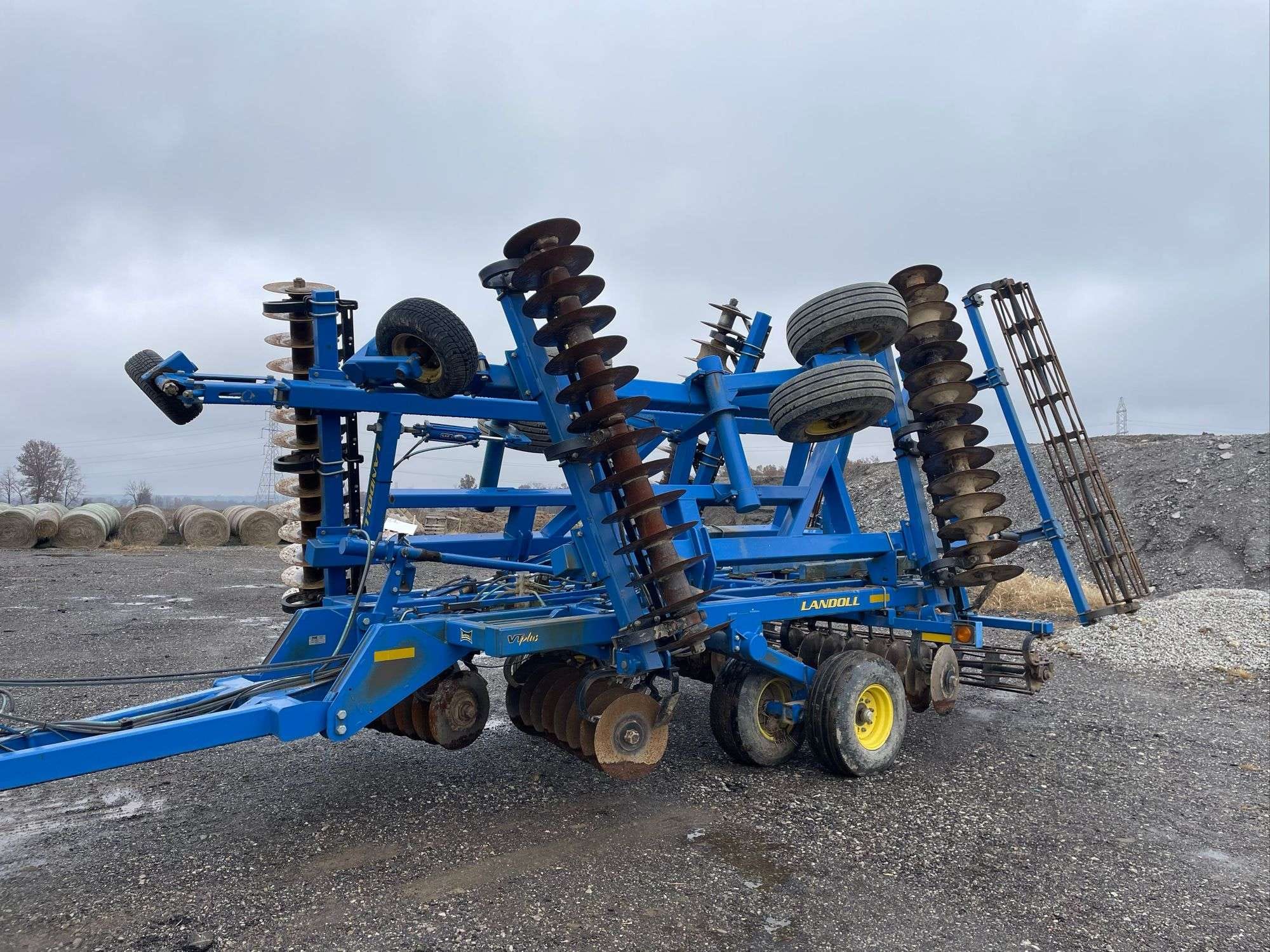 Landoll VT Plus Equipment Image0