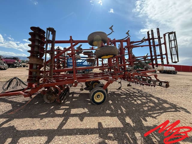 Image of Sunflower 6332 equipment image 4