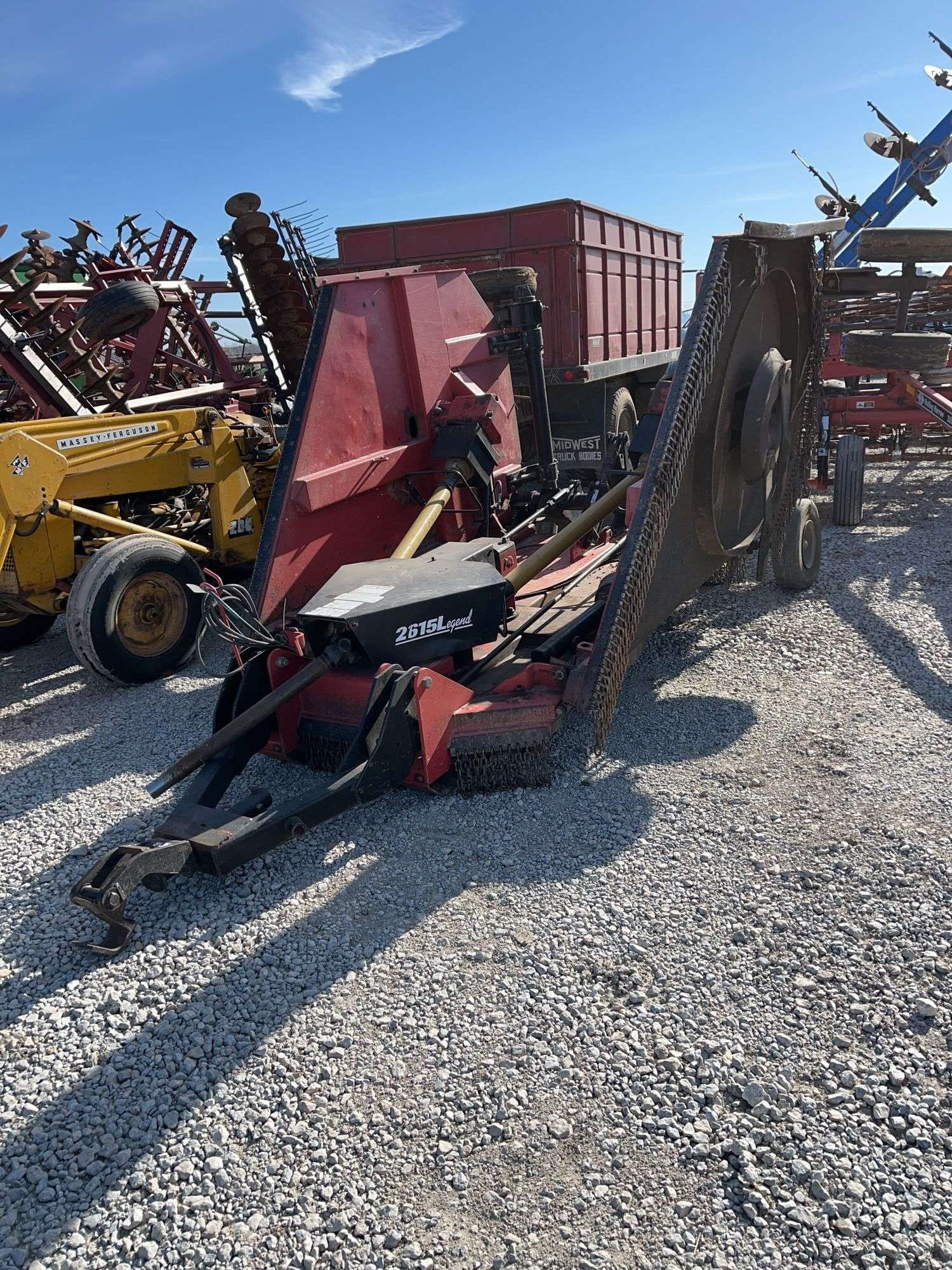 Bush Hog 2615 Equipment Image0