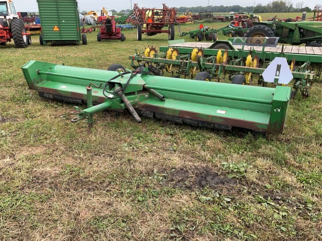Image of John Deere 115 equipment image 1