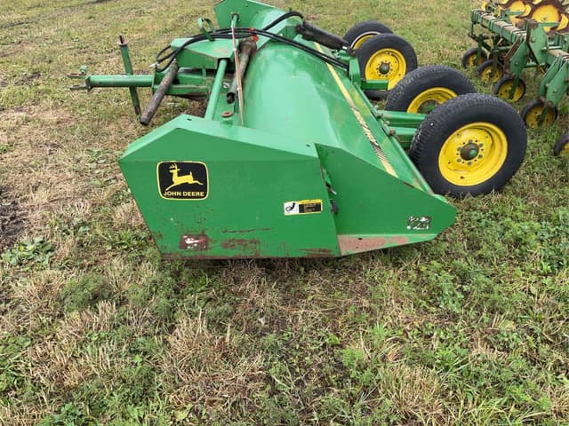 Image of John Deere 115 equipment image 2
