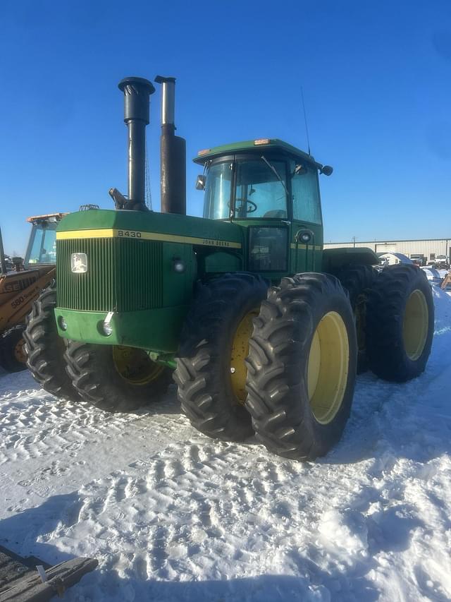 Image of John Deere 8430 equipment image 1