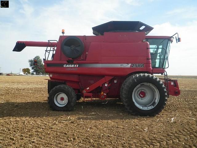 Image of Case IH 2588 equipment image 2