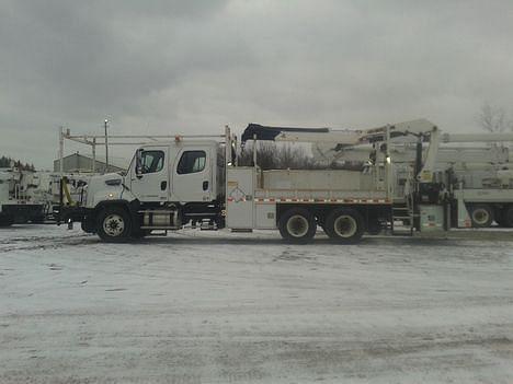 Image of Freightliner 108SD equipment image 1