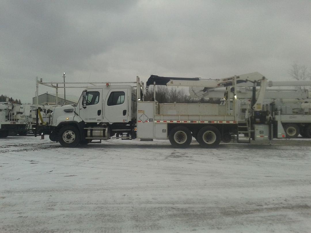 Image of Freightliner 108SD Primary image