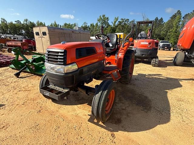 Image of Kubota L3130 equipment image 1