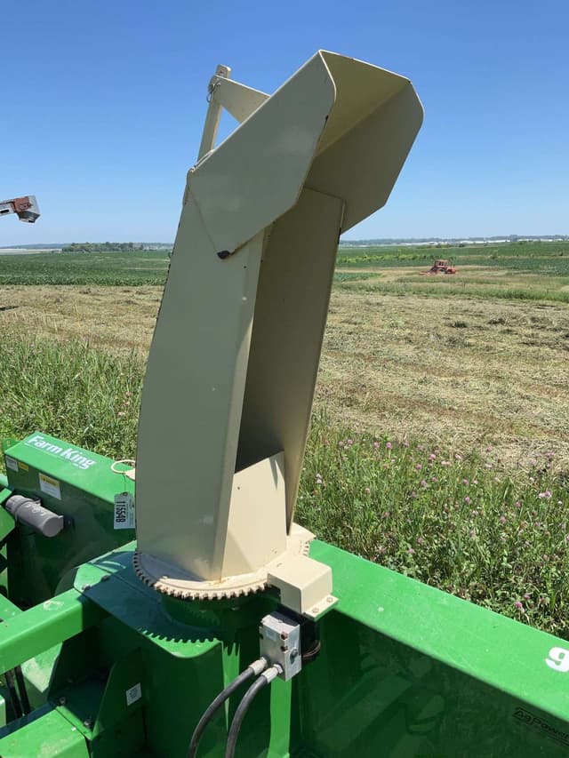 Image of Farm King 960 equipment image 4