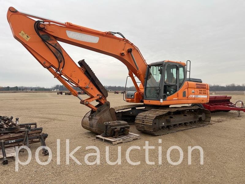 Main image  Doosan DX225LC-3