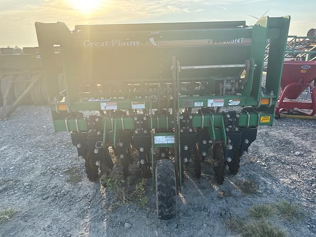 Image of Great Plains 3P605NT equipment image 2