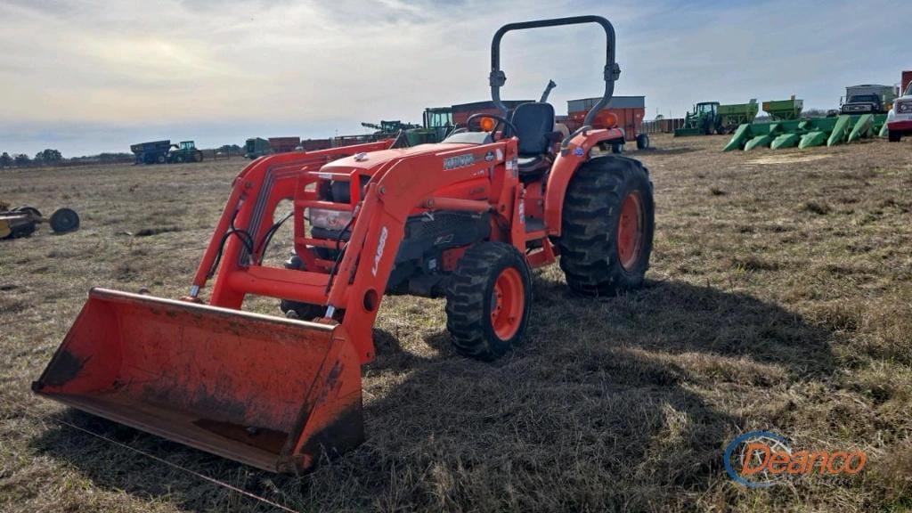 Kubota L5030 Equipment Image0