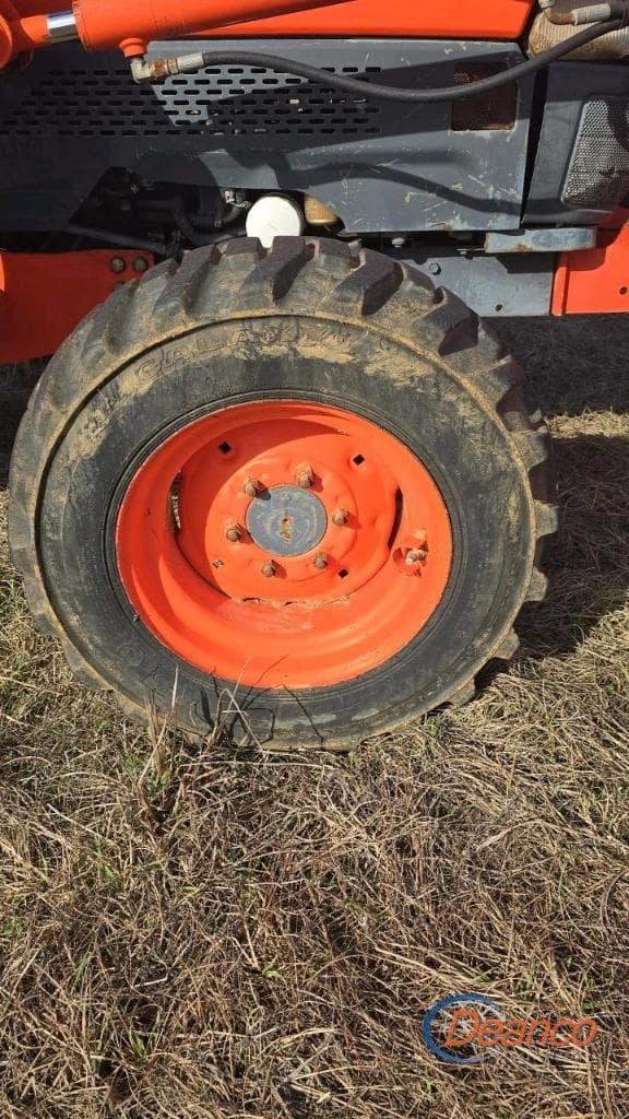 Image of Kubota L5030 equipment image 3