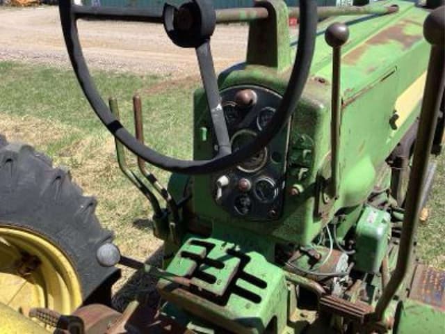 Image of John Deere 720 equipment image 4