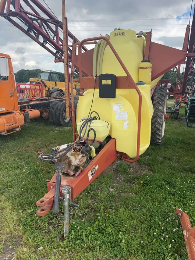 Image of Hardi NP1100 equipment image 2