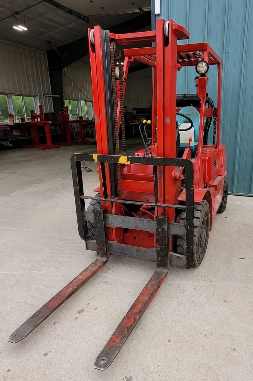 Mitsubishi FG20 Equipment Image0