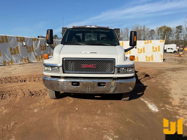 Image of GMC C5500 equipment image 1