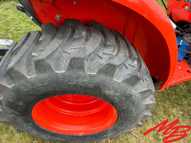 Image of Kubota L2501HST equipment image 4