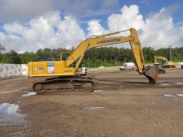 Image of Komatsu PC210LC-10 equipment image 3