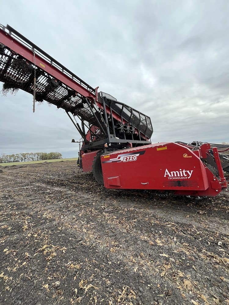 2024 Amity 2720 Equipment Image0