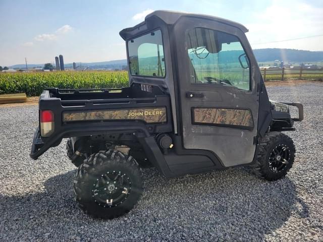 Image of John Deere XUV 835M equipment image 3