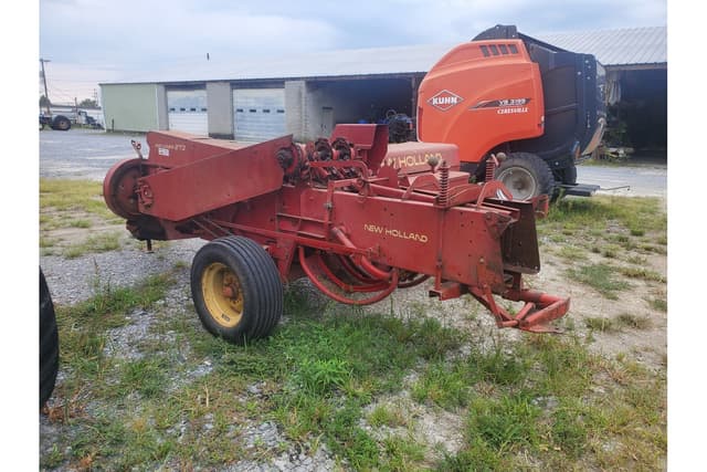 Image of New Holland 273 equipment image 3