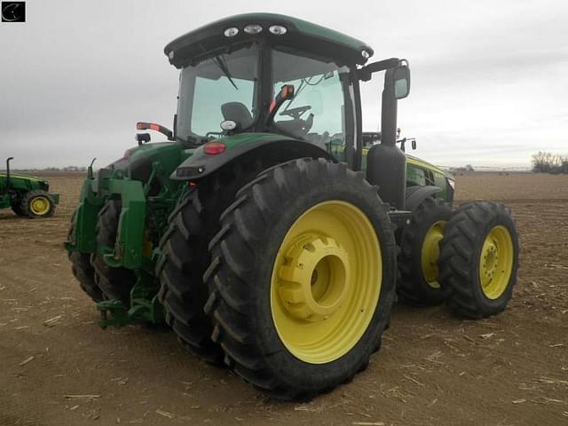 Image of John Deere 8310R equipment image 4