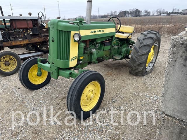Image of John Deere 420 equipment image 3