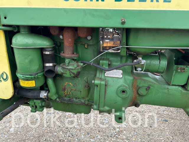 Image of John Deere 420 equipment image 4