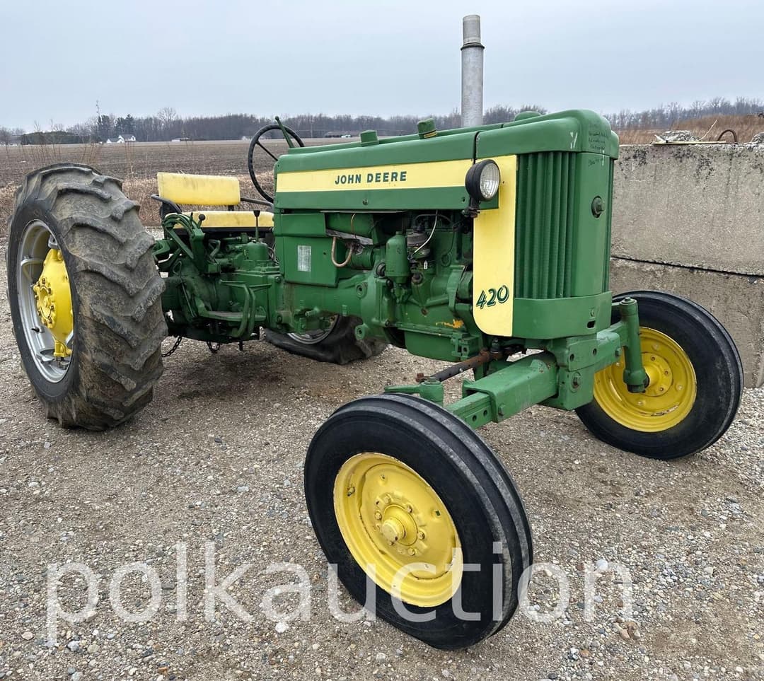 Image of John Deere 420 Primary image