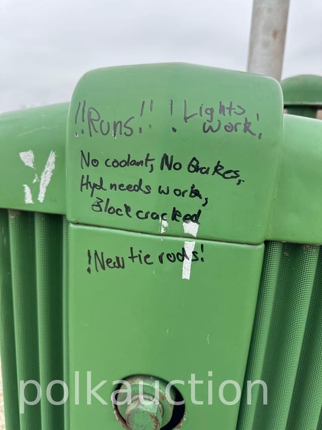 Image of John Deere 420 equipment image 2