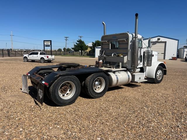 Image of Peterbilt 379 equipment image 4