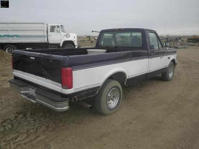 Image of Ford F-150 equipment image 4