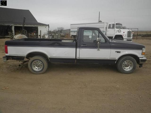 Image of Ford F-150 equipment image 3