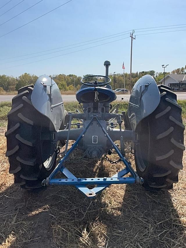 Image of Ford 2N equipment image 2