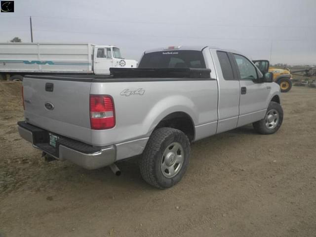 Image of Ford F-150 equipment image 4