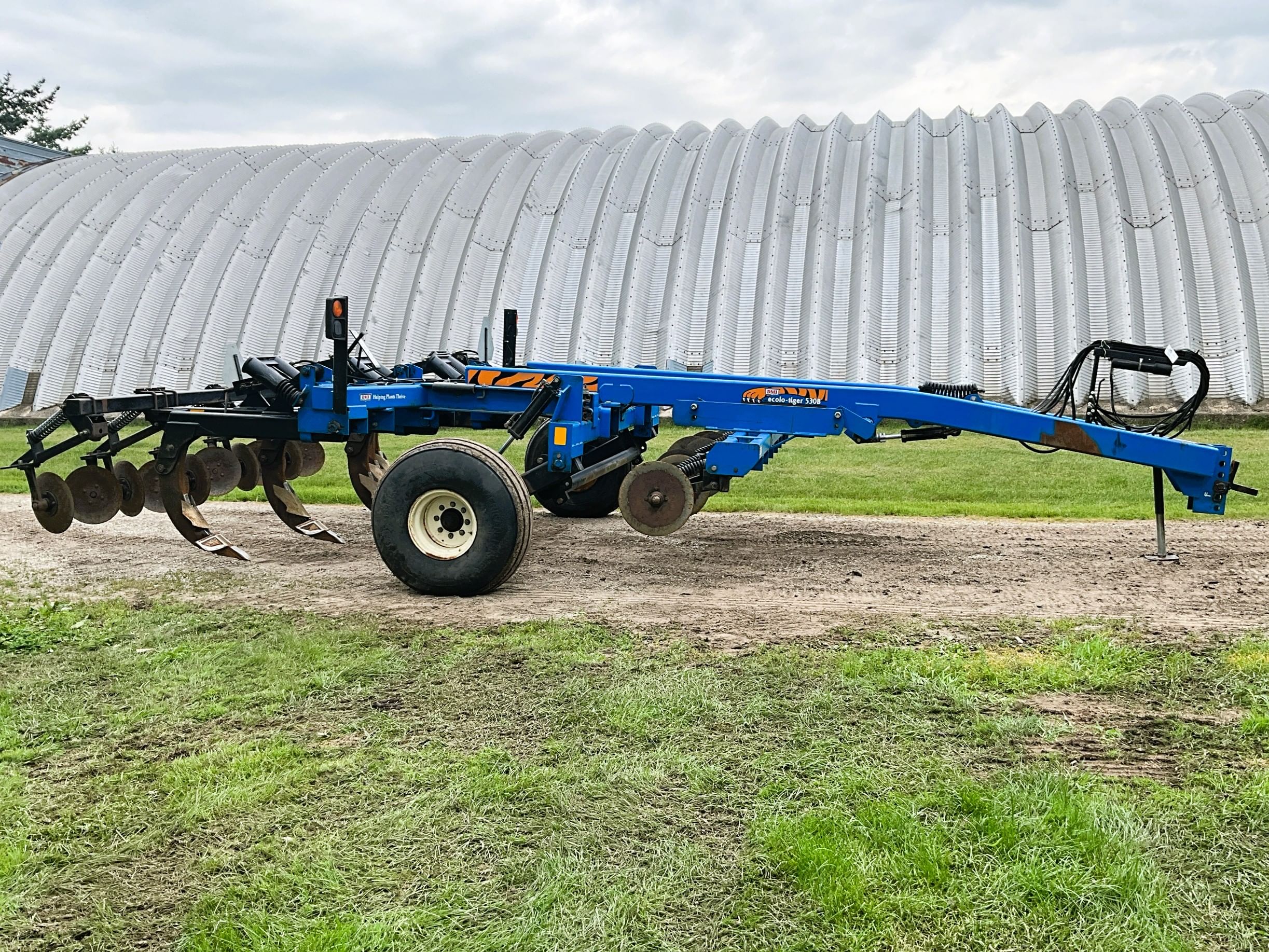 DMI Ecolo-Tiger 530B Equipment Image0