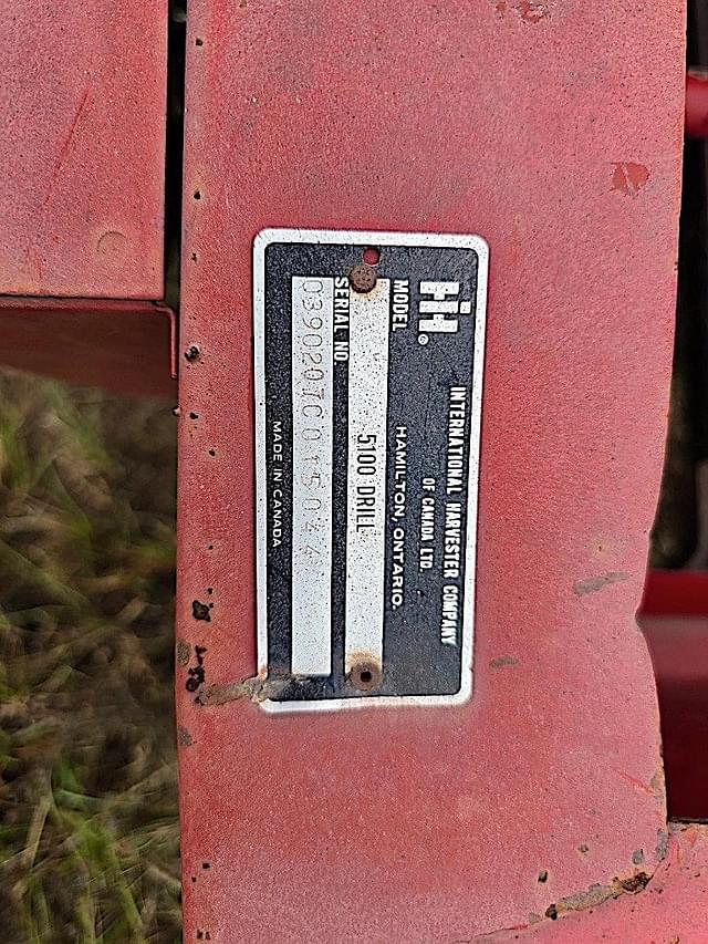 Image of International Harvester 5100 equipment image 3