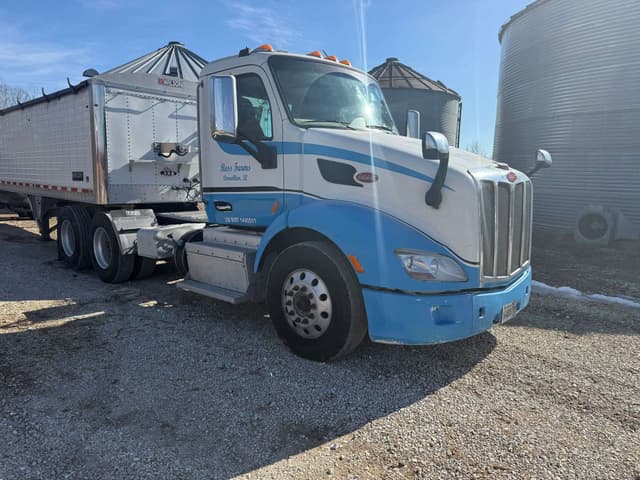 Image of Peterbilt 579 equipment image 4