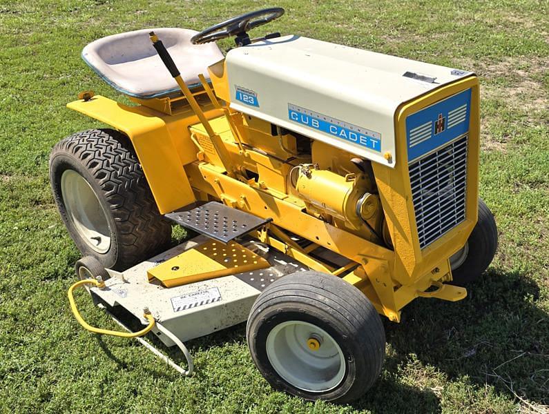 Image of Cub Cadet 123 Image 1