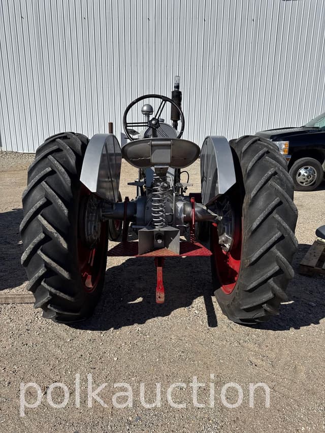 Image of Silver King 42 equipment image 3