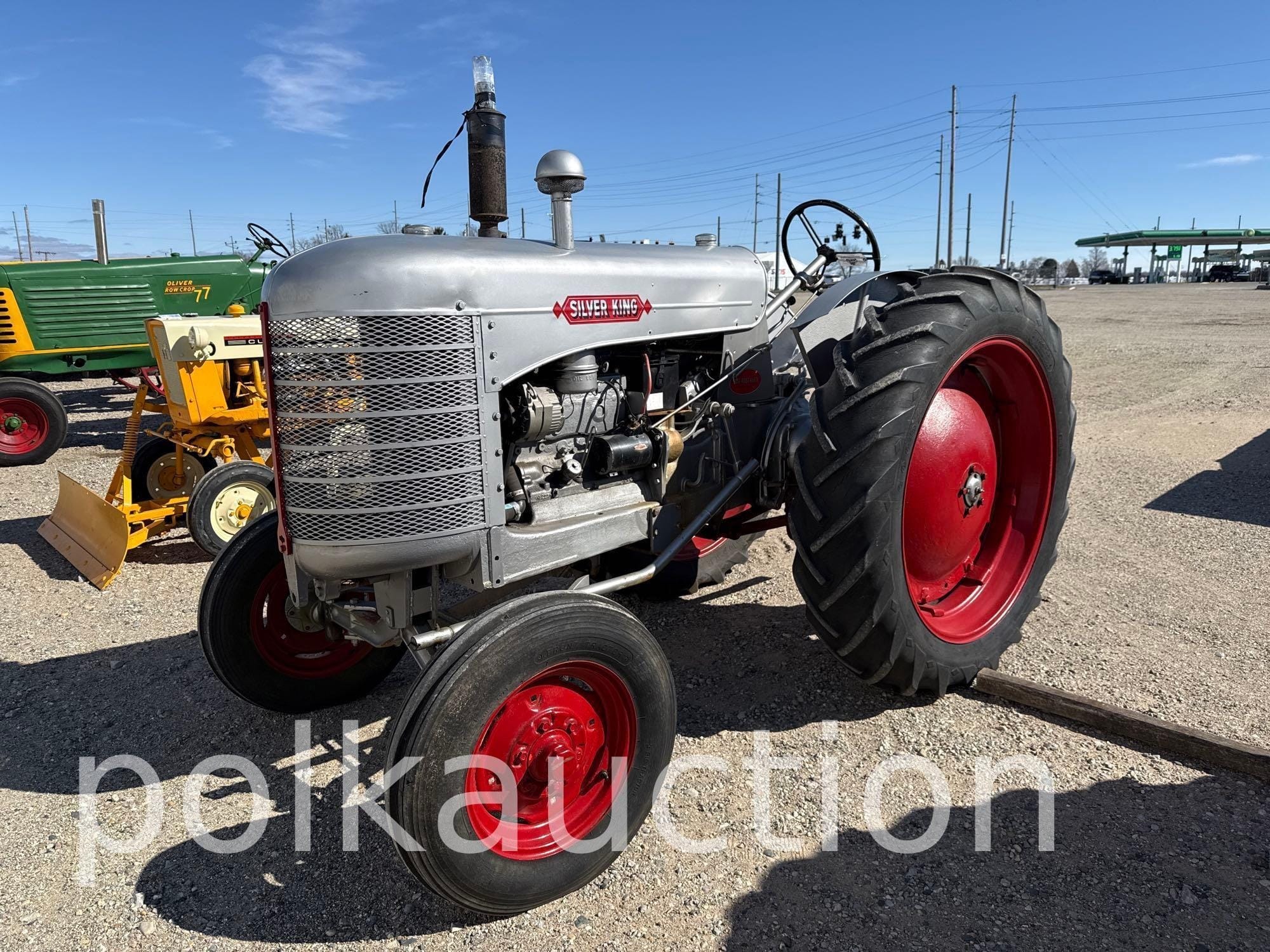 Silver King 42 Equipment Image0